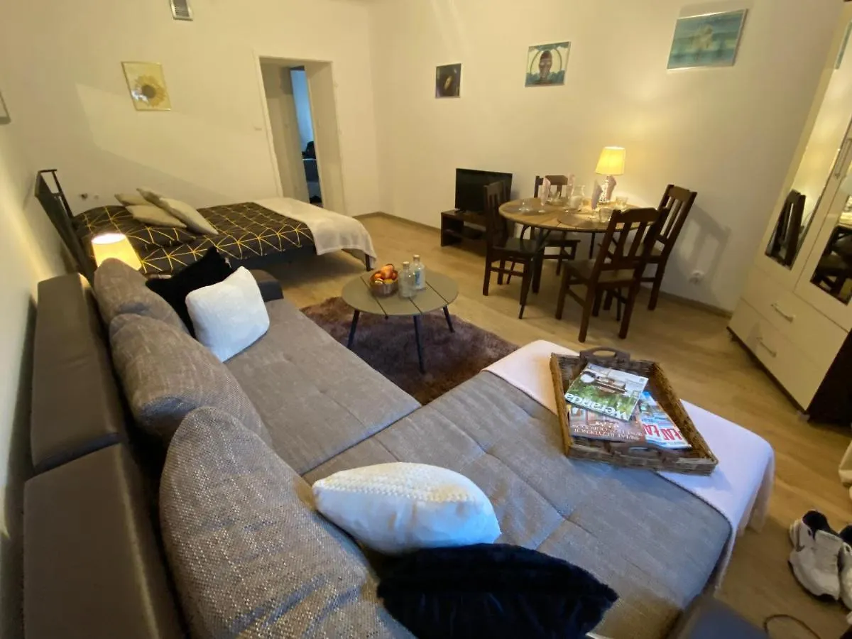 Ferienwohnung Apartament Arsenal Warschau Polen